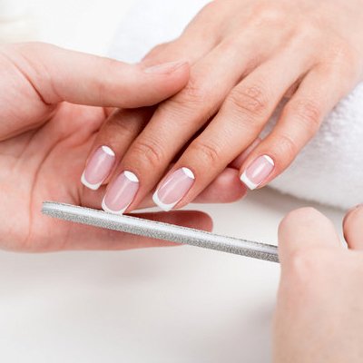 Manicure <br> Pedicure